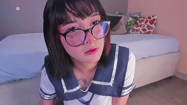 Blue Sixx online show from 04.11.26