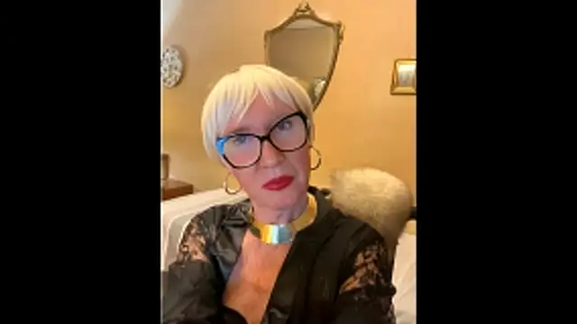 Snapshot of ROBY_SWEETHOT chatting on 01.06.26 ROBY SWEETHOT online show from 01.06.26