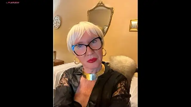 Snapshot of ROBY_SWEETHOT chatting on 01.08.26 ROBY SWEETHOT online show from 01.08.26