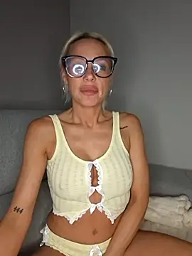 Bellarose xx online show from 07.03.26