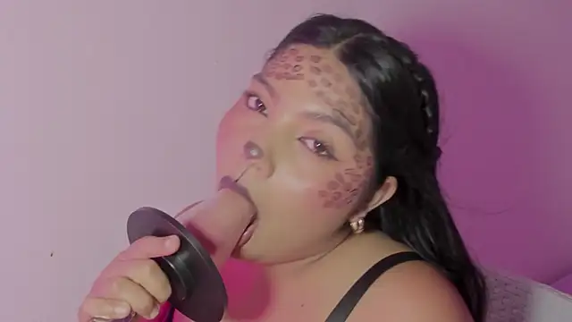 Lily hot25 online show from 10.15.25