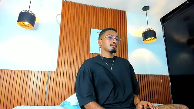 Darwin mayo online show from 10.30.25