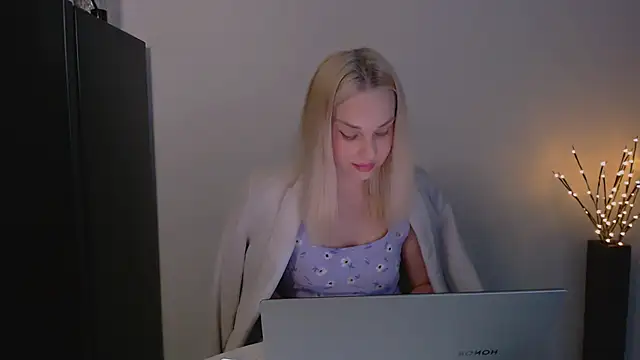 Lia noo regrets online show from 05.08.26