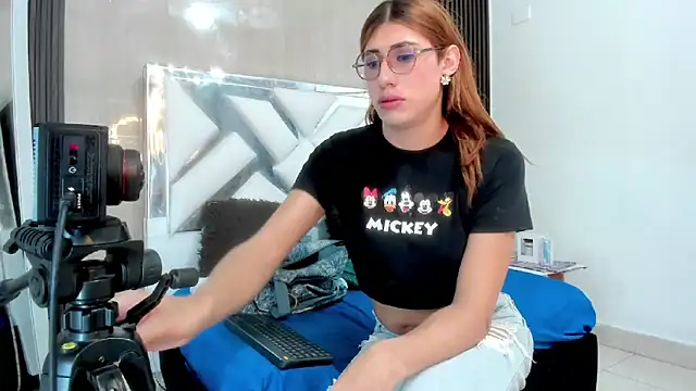 karen matwell online show from 12.02.25