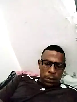 Snapshot of gonzalo-1 chatting on 10.14.25 gonzalo-1 online show from 10.14.25