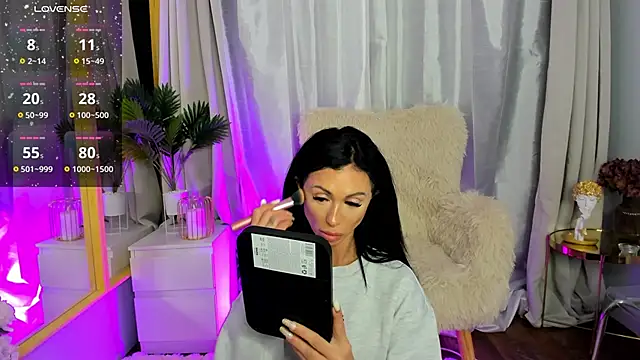 ParissHiltonX online show from 01.19.26