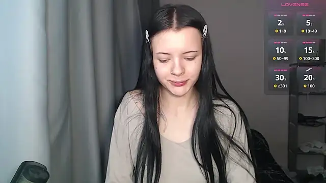 EvaXanny online show from 04.28.26