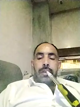 Snapshot of salimbasha chatting on 09.25.25 salimbasha online show from 09.25.25