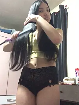 ashleyy20 online show from 12.17.25