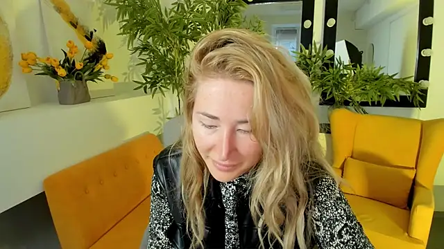 AstraMonroe online show from 09.26.25