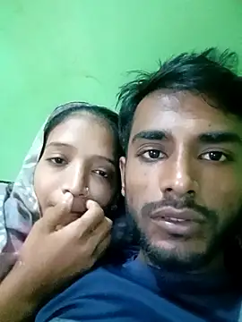 Snapshot of Hotty-couple063 chatting on 10.11.25 Hotty-couple063 online show from 10.11.25