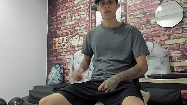 Ian1  online show from 11.01.25