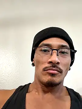 Snapshot of tanjir020 chatting on 11.13.25 tanjir020 online show from 11.13.25