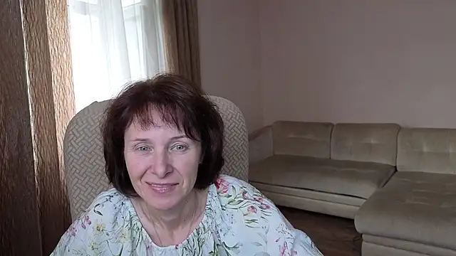 Lia Tito online show from 09.27.25