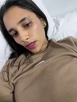 Lorena Mcfly online show from 10.20.25