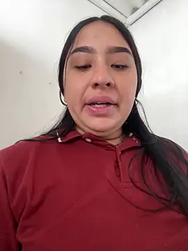 Snapshot of BELLAALEJA chatting on 06.16.26 BELLAALEJA online show from 06.16.26
