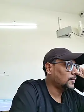 indoreboy1 online show from 10.03.25