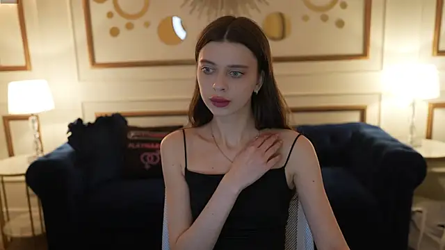 Snapshot of Regina_Sweet054 chatting on 12.16.25 Regina Sweet054 online show from 12.16.25