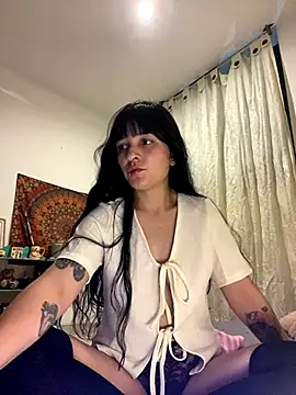 Abril thompson98 online show from 11.23.25