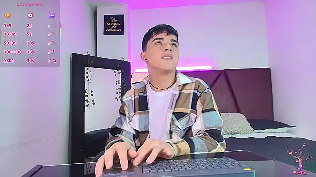 Lucass love online show from 10.09.25