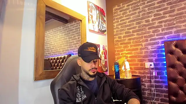 VinzenzRizzo online show from 11.15.25