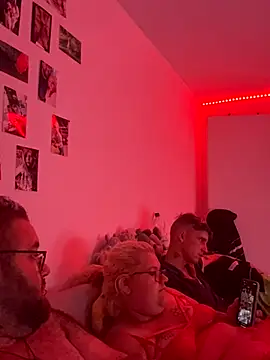 mrandmrsdarkside online show from 09.11.25