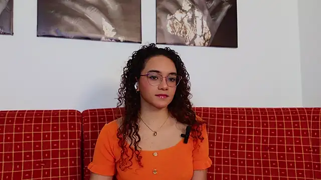 Snapshot of Taylor_Tina chatting on 02.15.26 Taylor Tina online show from 02.15.26