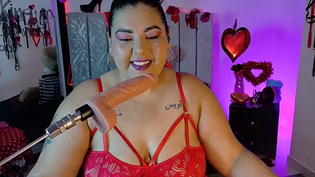 AndreaKinky online show from 02.14.26