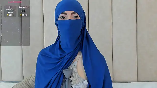  Zahiira  online show from 11.07.25