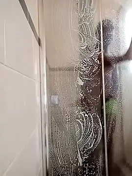 Snapshot of Thasdwn23 chatting on 09.24.25 Thasdwn23 online show from 09.24.25