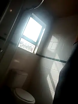 Snapshot of Thasdwn23 chatting on 10.19.25 Thasdwn23 online show from 10.19.25