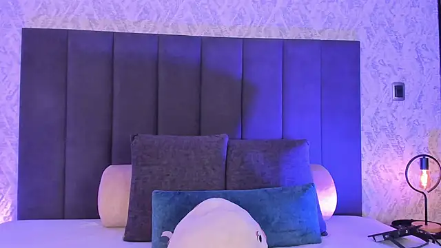 Snapshot of dana_hazze chatting on 11.19.25 dana hazze online show from 11.19.25