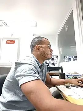 SanChacal5694 online show from 01.05.26