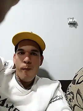 Alejandro260785 online show from 06.26.26