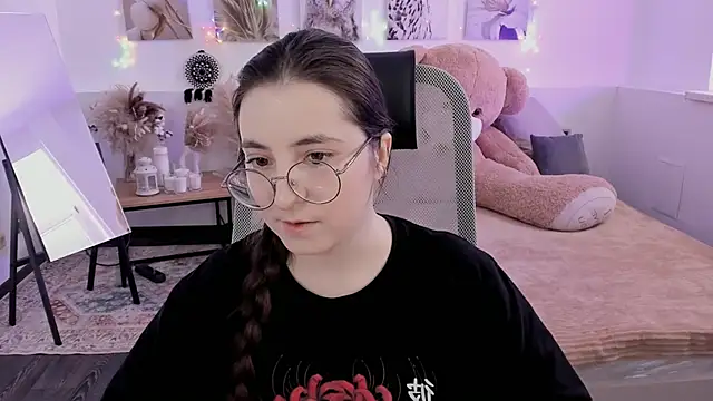 VirtuallVoyant online show from 03.04.26