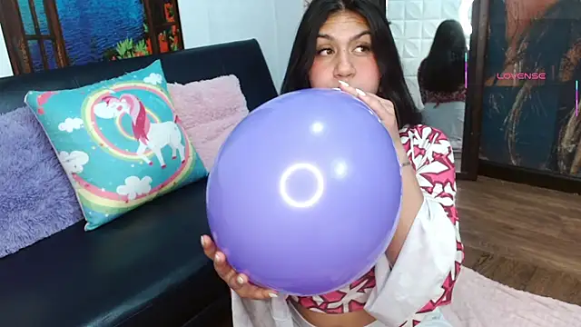 Snapshot of gigi_gilt_ chatting on 02.20.26 gigi gilt online show from 02.20.26