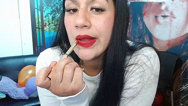 Snapshot of gigi_gilt_ chatting on 03.29.26 gigi gilt online show from 03.29.26