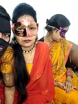 Snapshot of Sexy_kaira01 chatting on 11.22.25 Sexy kaira01 online show from 11.22.25