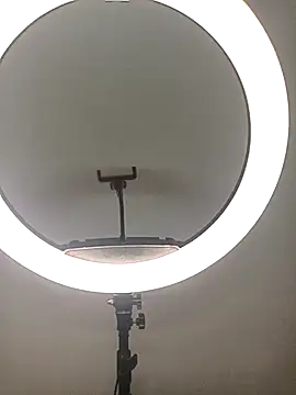 Snapshot of Sexy_kaira01 chatting on 12.05.25 Sexy kaira01 online show from 12.05.25