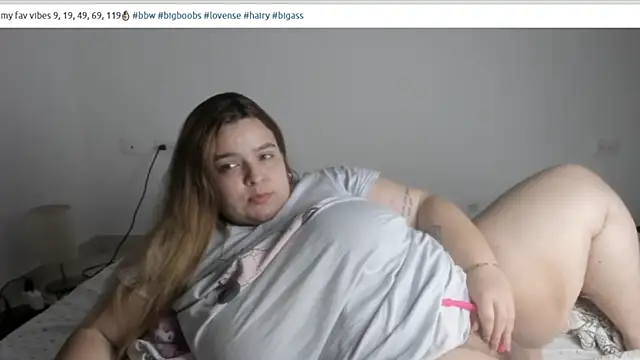 alison  kiss  online show from 10.21.25