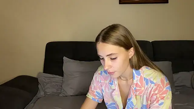 sweetymiss online show from 10.16.25