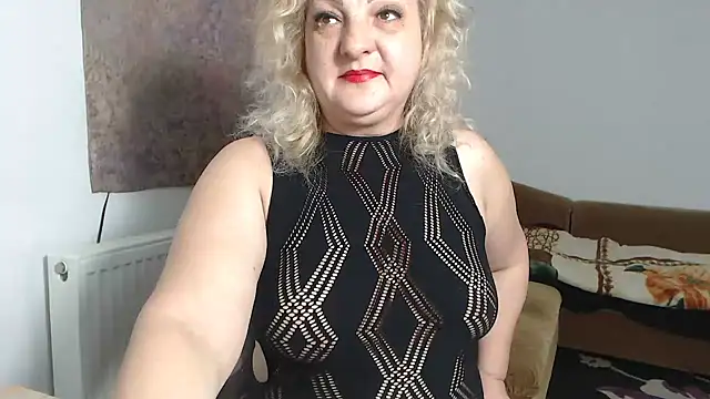 clarabbw47 online show from 03.18.26