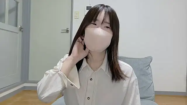 Miku-ooo online show from 10.14.25