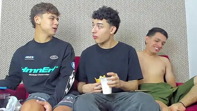 willy sexxx18 online show from 02.22.26