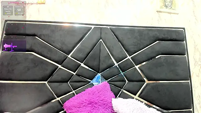 Snapshot of SASHA_BROWNIE__ chatting on 05.09.26 SASHA BROWNIE online show from 05.09.26