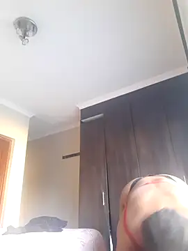 Snapshot of SweetBerryBliss chatting on 10.27.25 SweetBerryBliss online show from 10.27.25