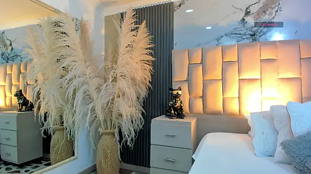 cloesummerr  online show from 02.03.26