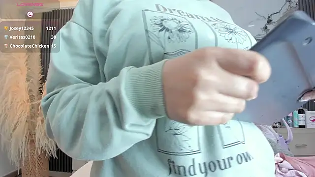 cloesummerr  online show from 03.28.26