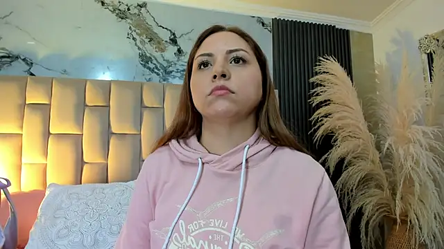cloesummerr  online show from 05.29.26