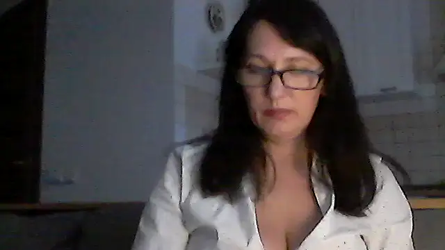 Elena48324 online show from 11.30.25